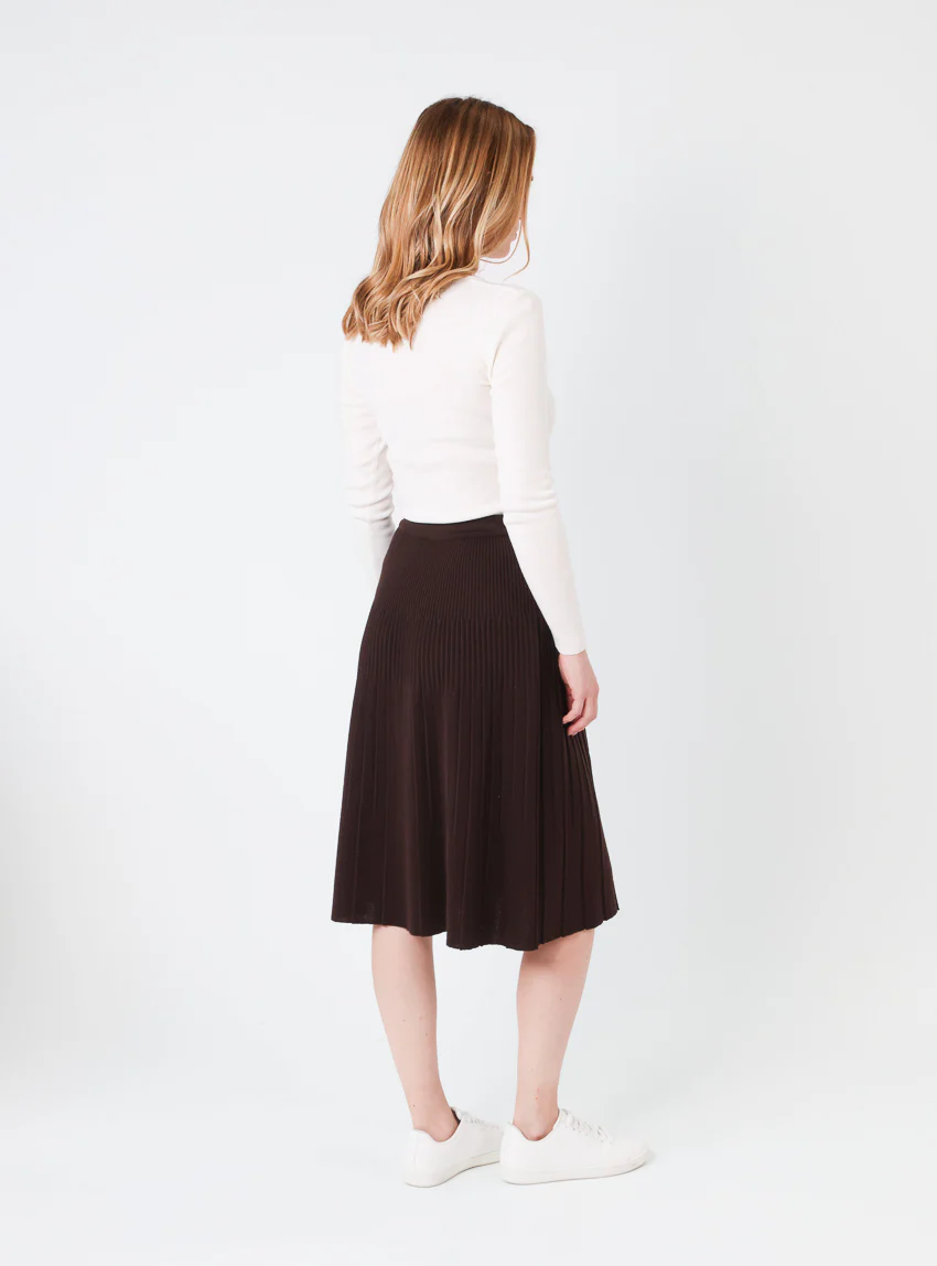 Jupe plissée midi en laine marron chocolat