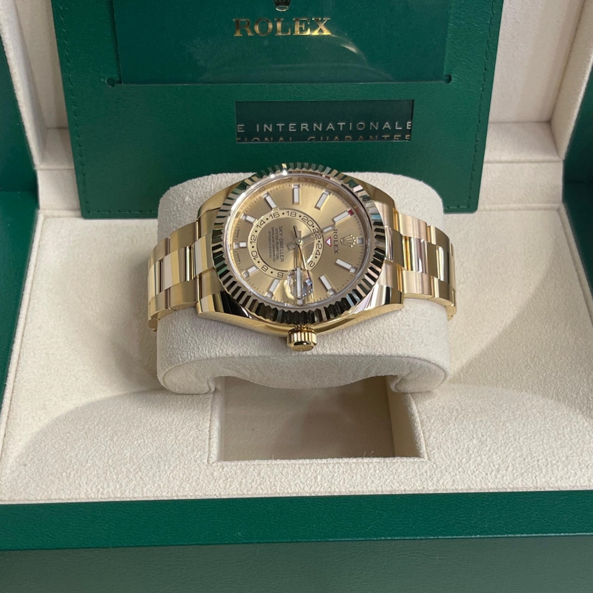 [Super Clone]RLX  Sky-Dweller 42mm Yellow Gold Champagne Dial Jubilee - 336938