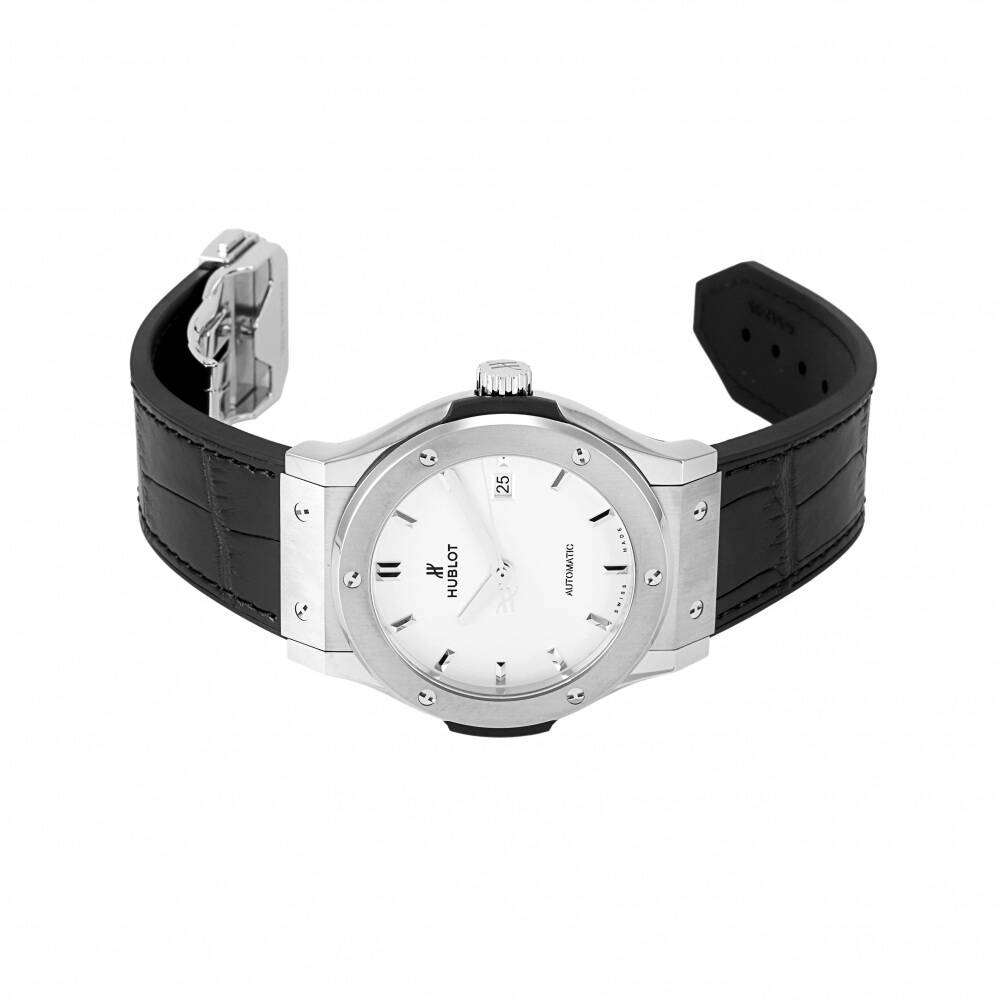 ウブロ HUBLOT クラシックフュージョン チタニウム オパリン