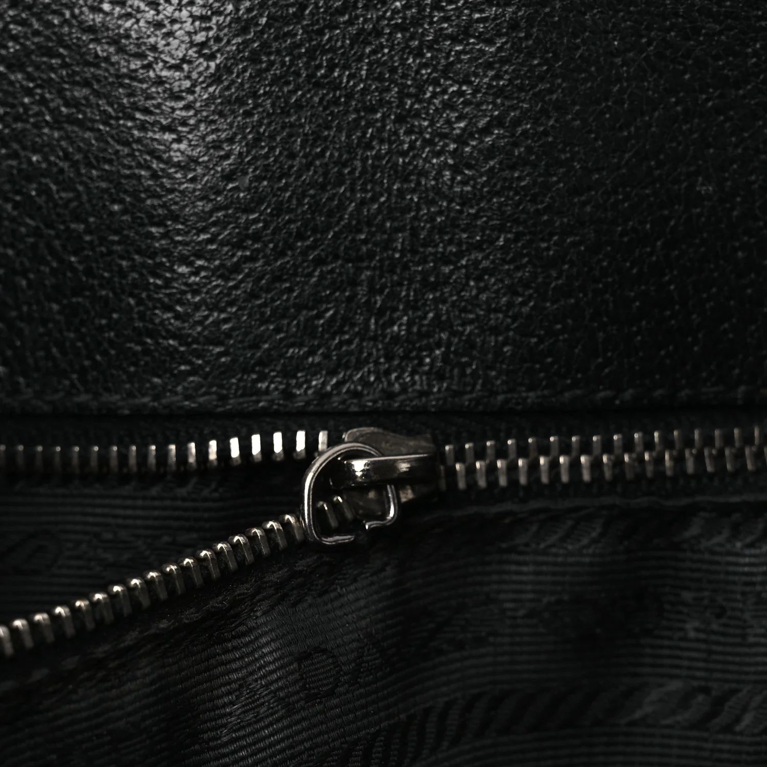 Cinghiale Triangle Tote Black