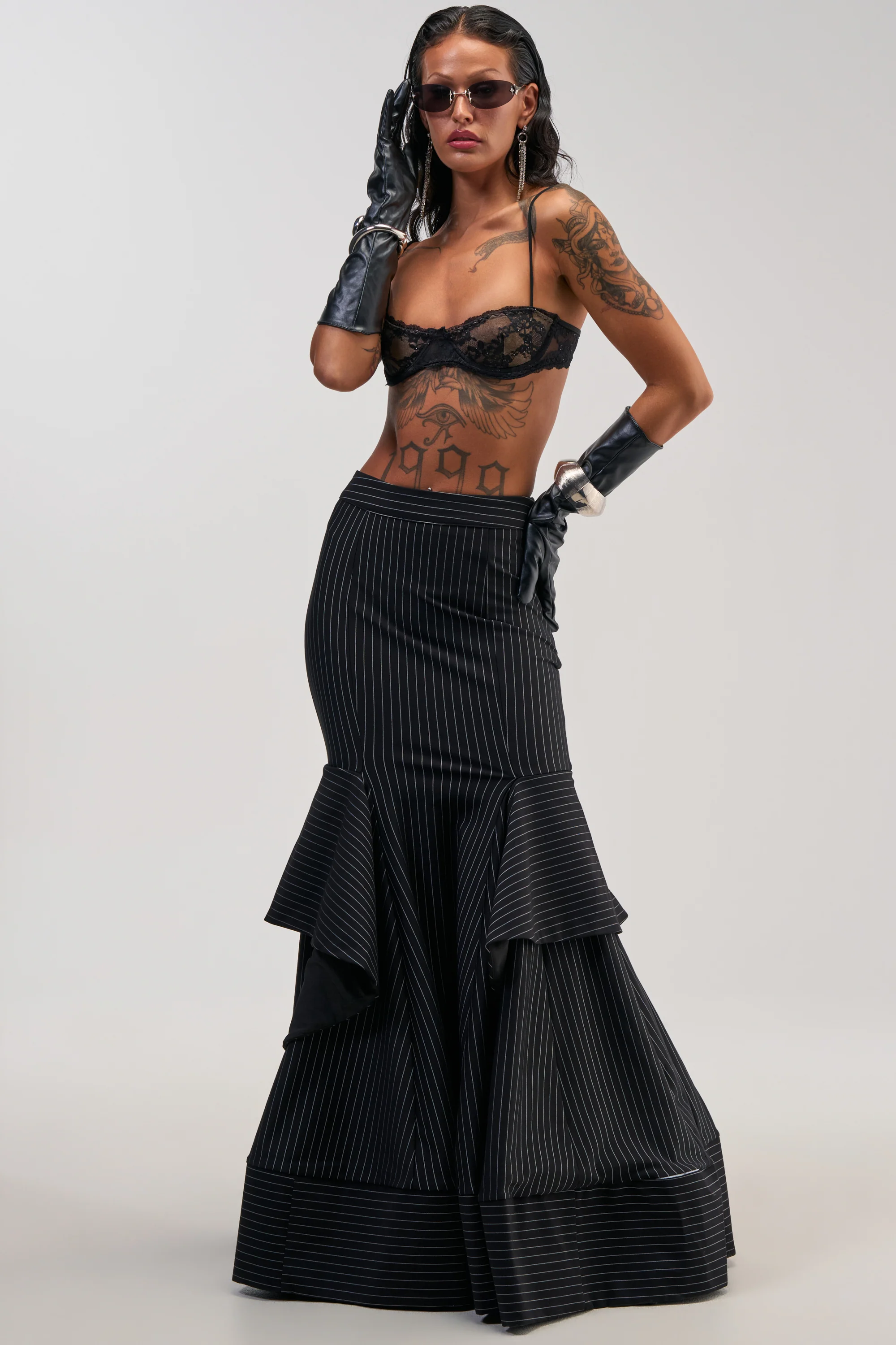GIVE IT UP PINSTRIPE MAXI SKIRT - Akira Store