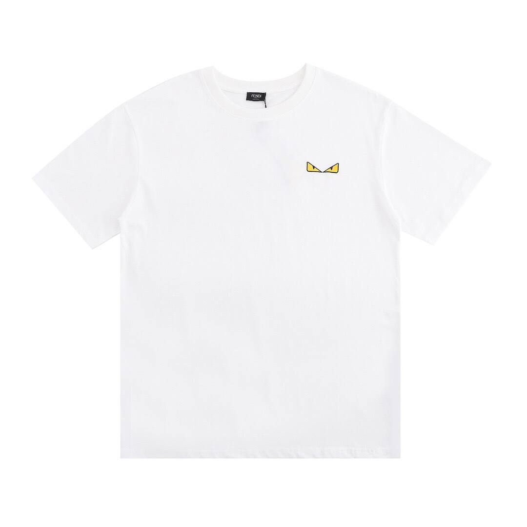 【FENDI 公式旗艦店】フェンディ Tシャツ ご好評に付き再入荷！黒 白Tシャツ
