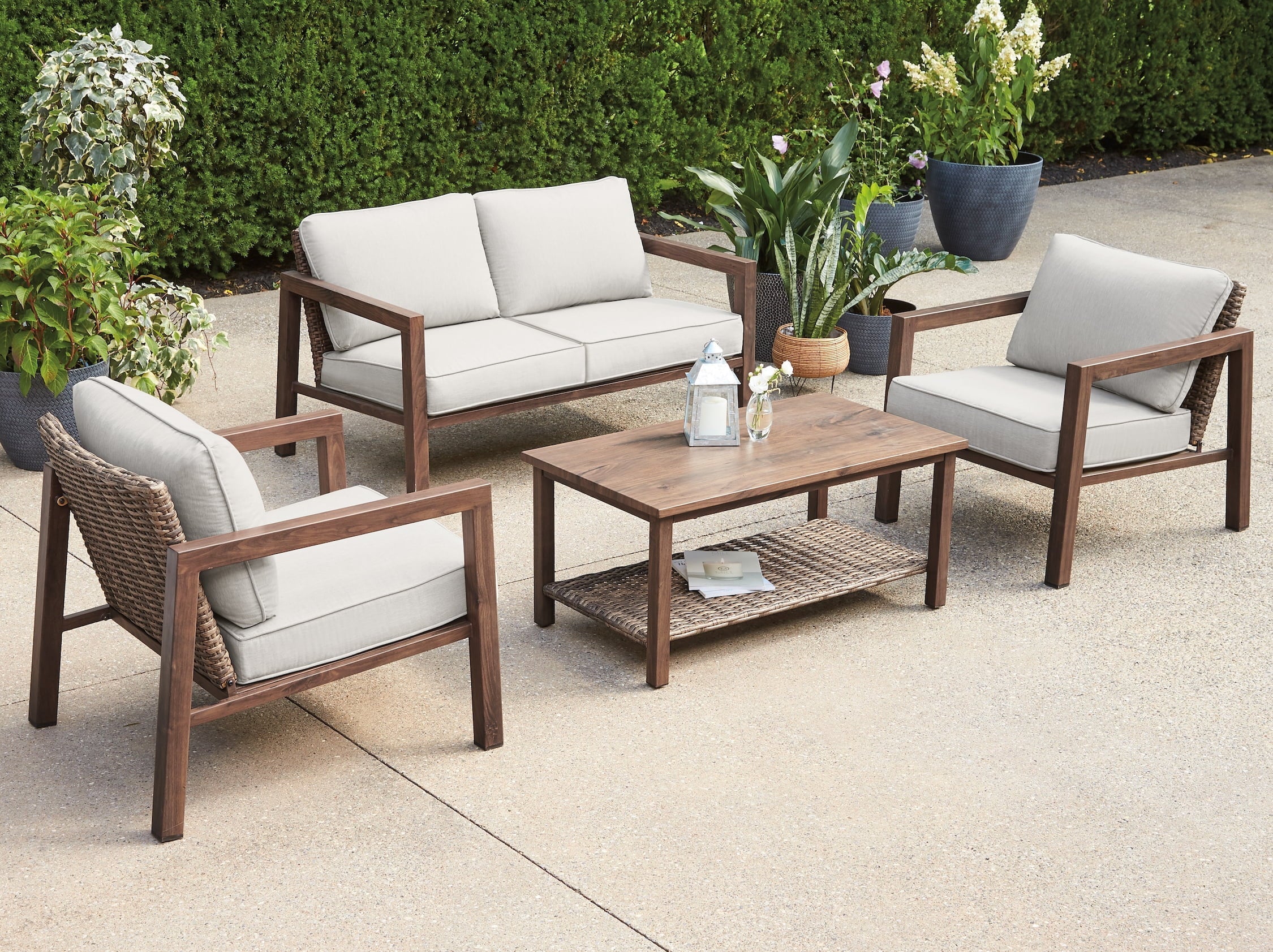 Better Homes & Gardens Willow Springs 4 Piece Conversation Set