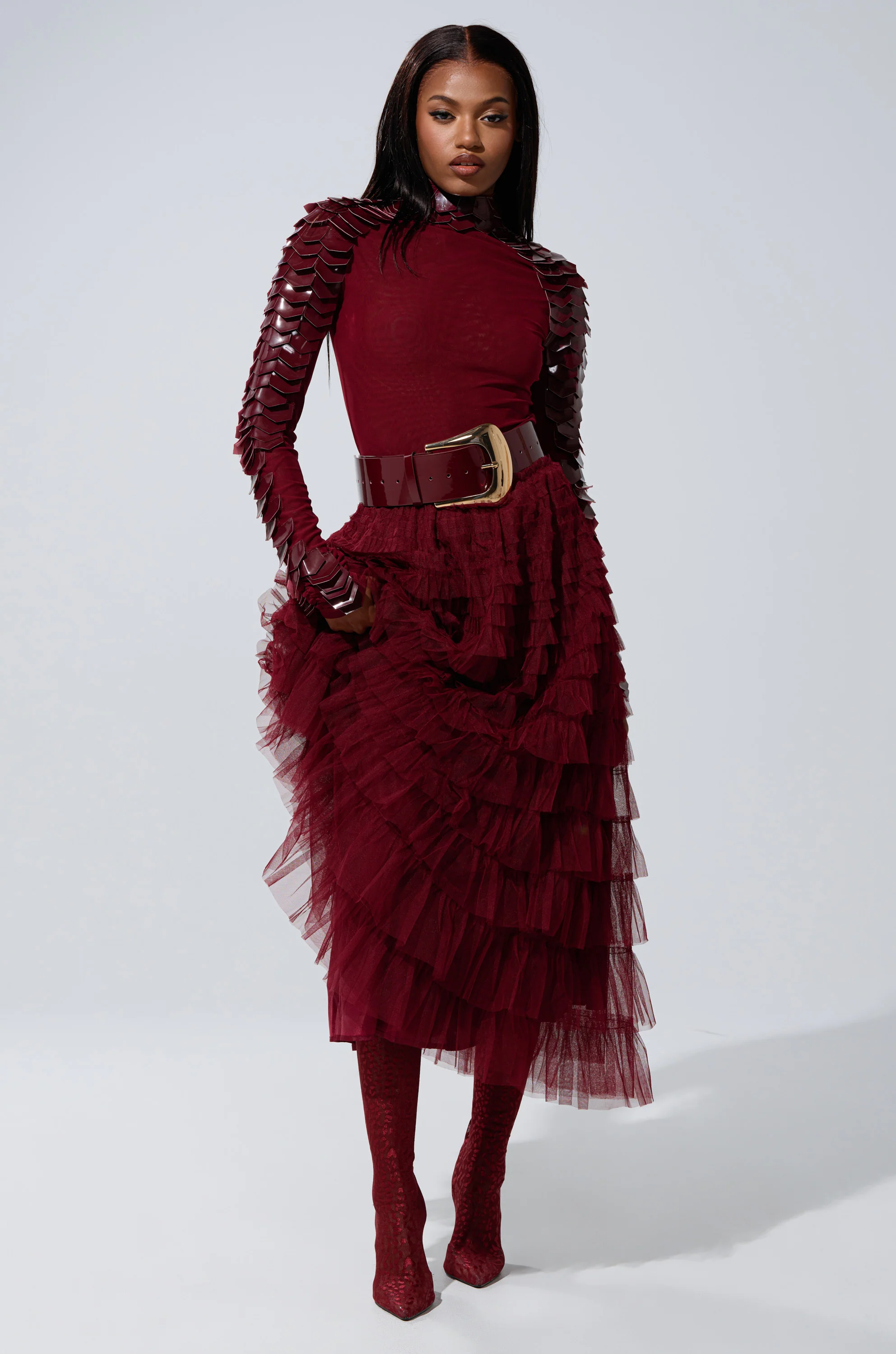 STARS ALIGNED MESH RUFFLE MAXI SKIRT IN BURGUNDY - Akira Store