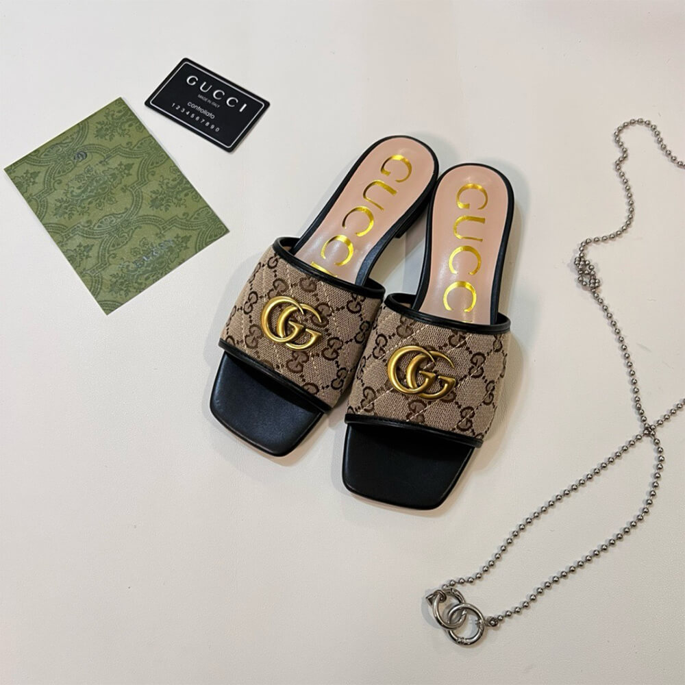 GUCCI Jolie GG Canvas Slides