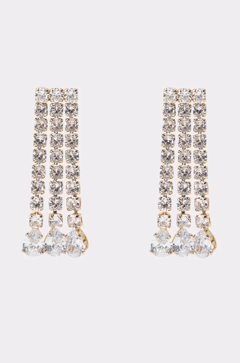 THE GO TO DANGLE EARRING - Akira Store