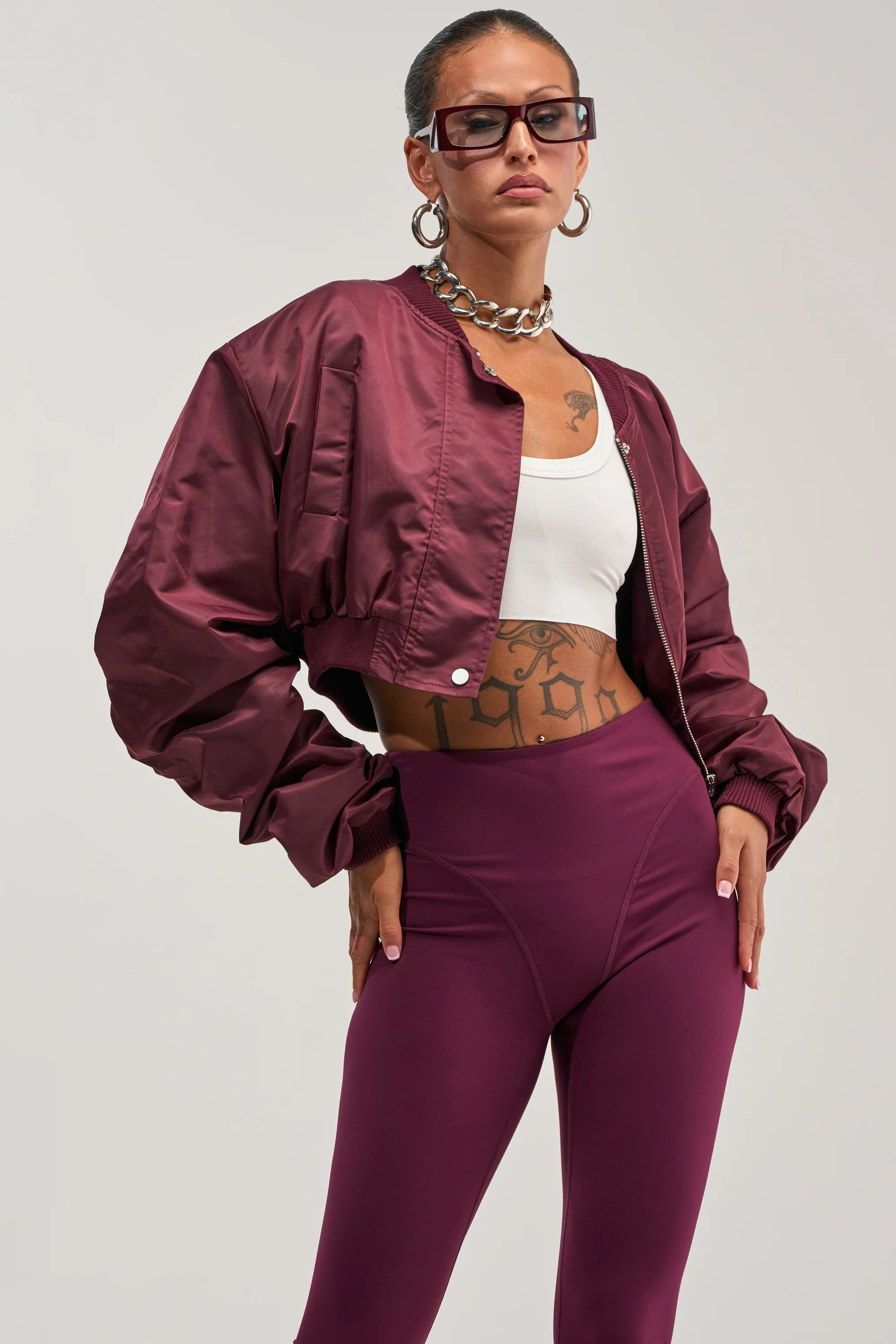 TAKE IT EASY CROPPED BOMBER IN BURGUNDY - Akira Store