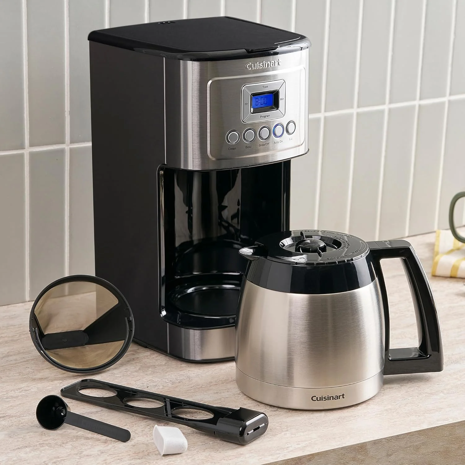 Cafetière Cuisinart 12 tasses, cafetière programmable PerfecTemp avec verseuse isotherme, réglage de 1 à 4 tasses, contrôle de l'intensité du café et fonction pause, acier inoxydable, DCC-3400NAS, argent