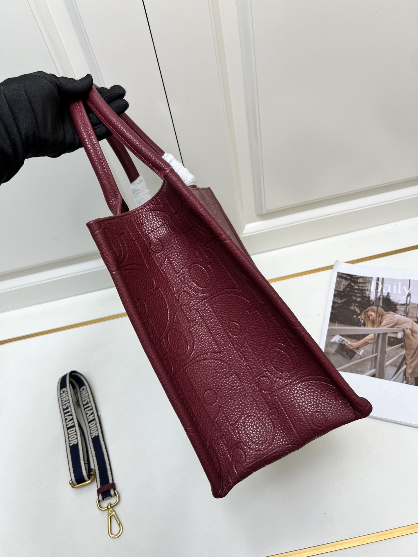 D new arrival book tote bag size: 36.5*28*17.5cm top quality