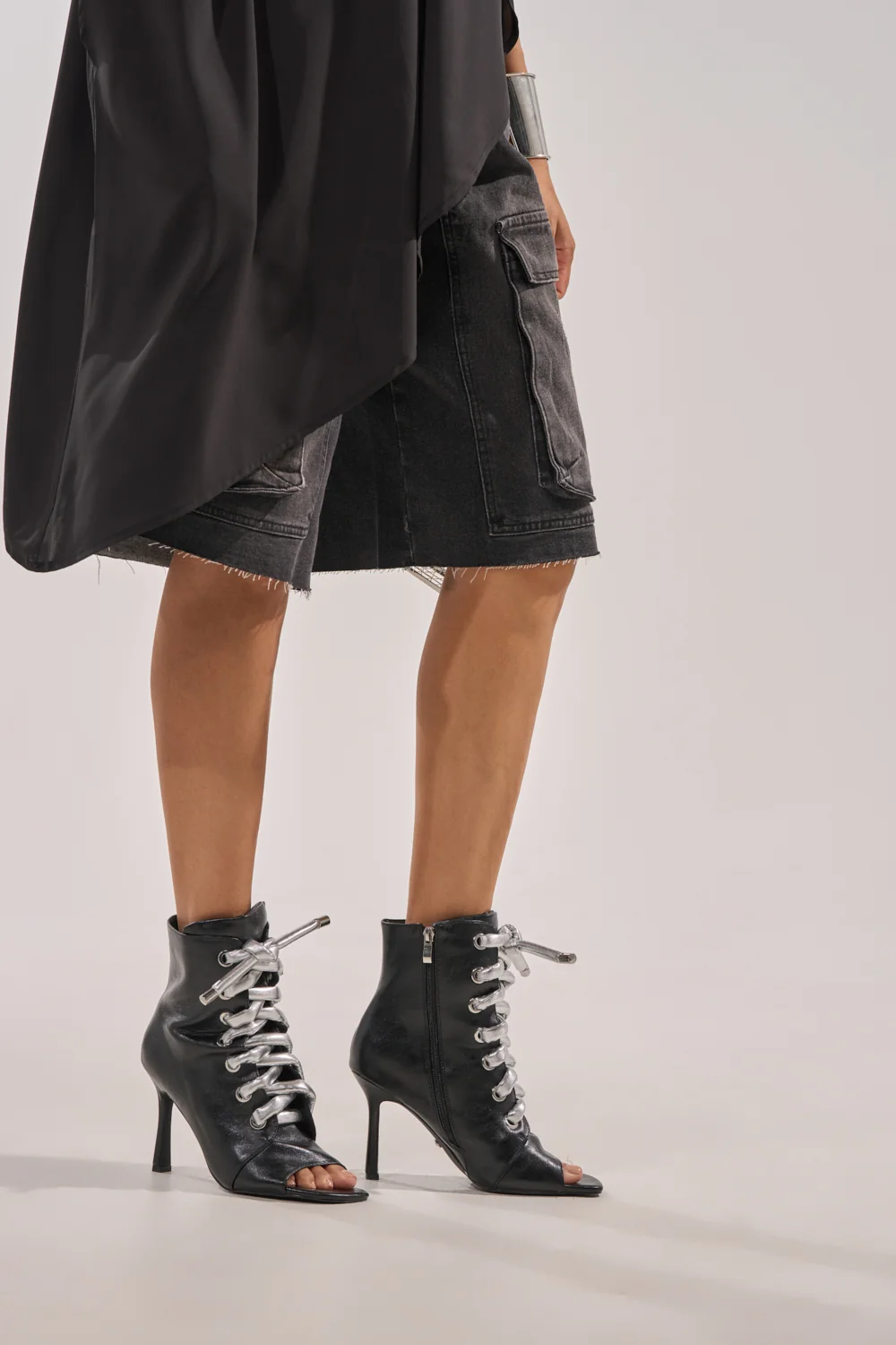 AZALEA WANG JOSS BLACK BLOCK LACE OPEN TOE BOOTIE - Akira Store
