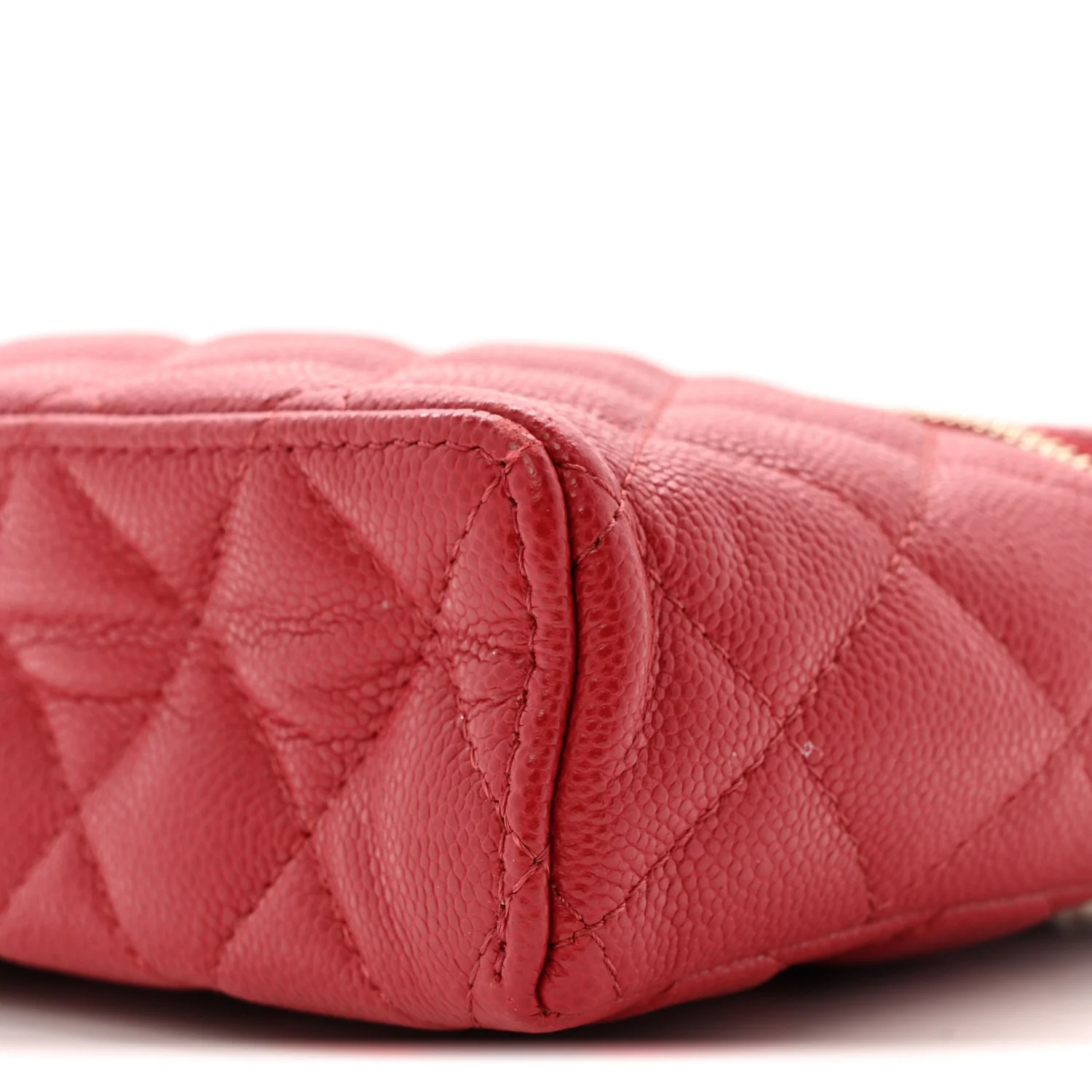 Caviar Quilted Top Handle Slim Vanity With Chain Red