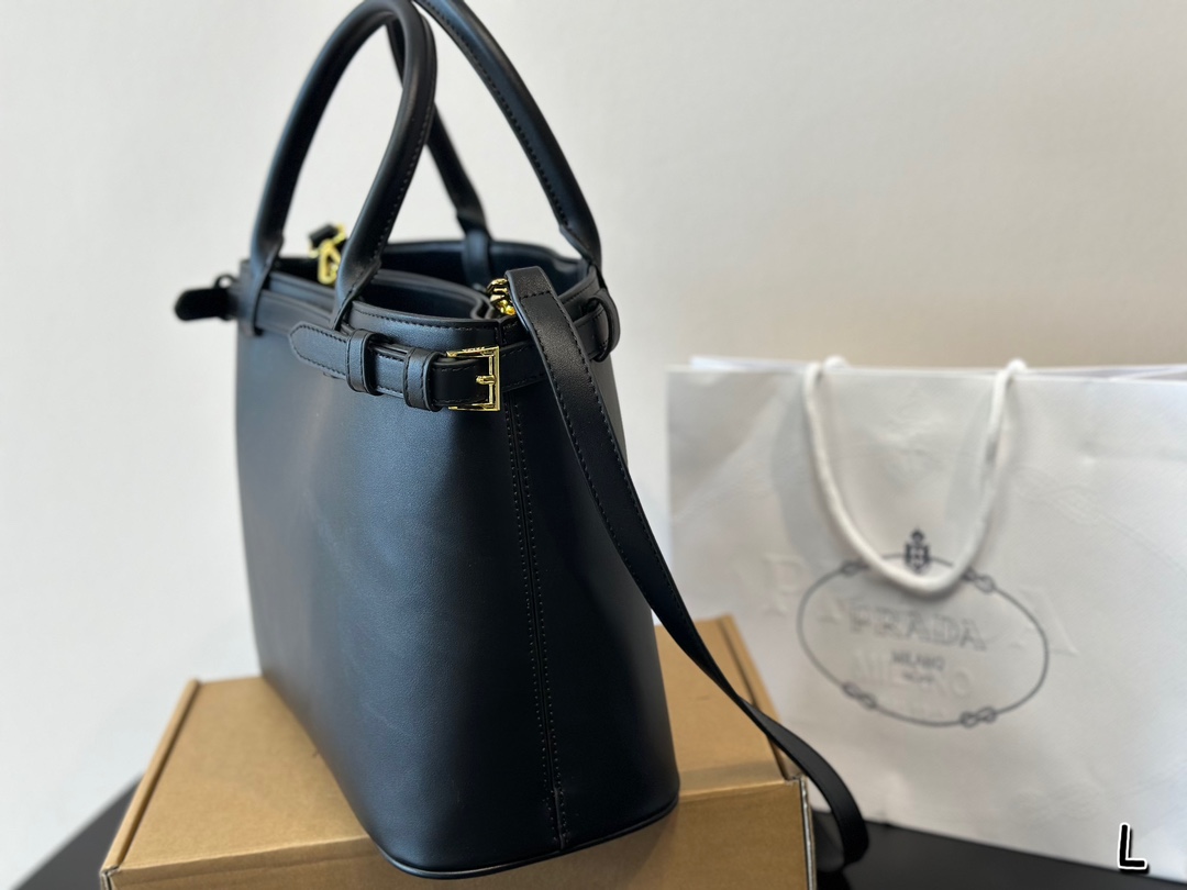 Pra new arrival Soft Grain bag