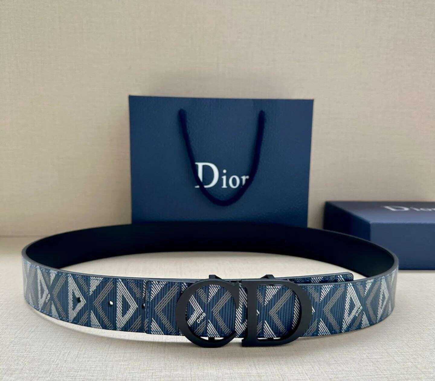 【 Dior 専門店】ご好評に付き再入荷！！