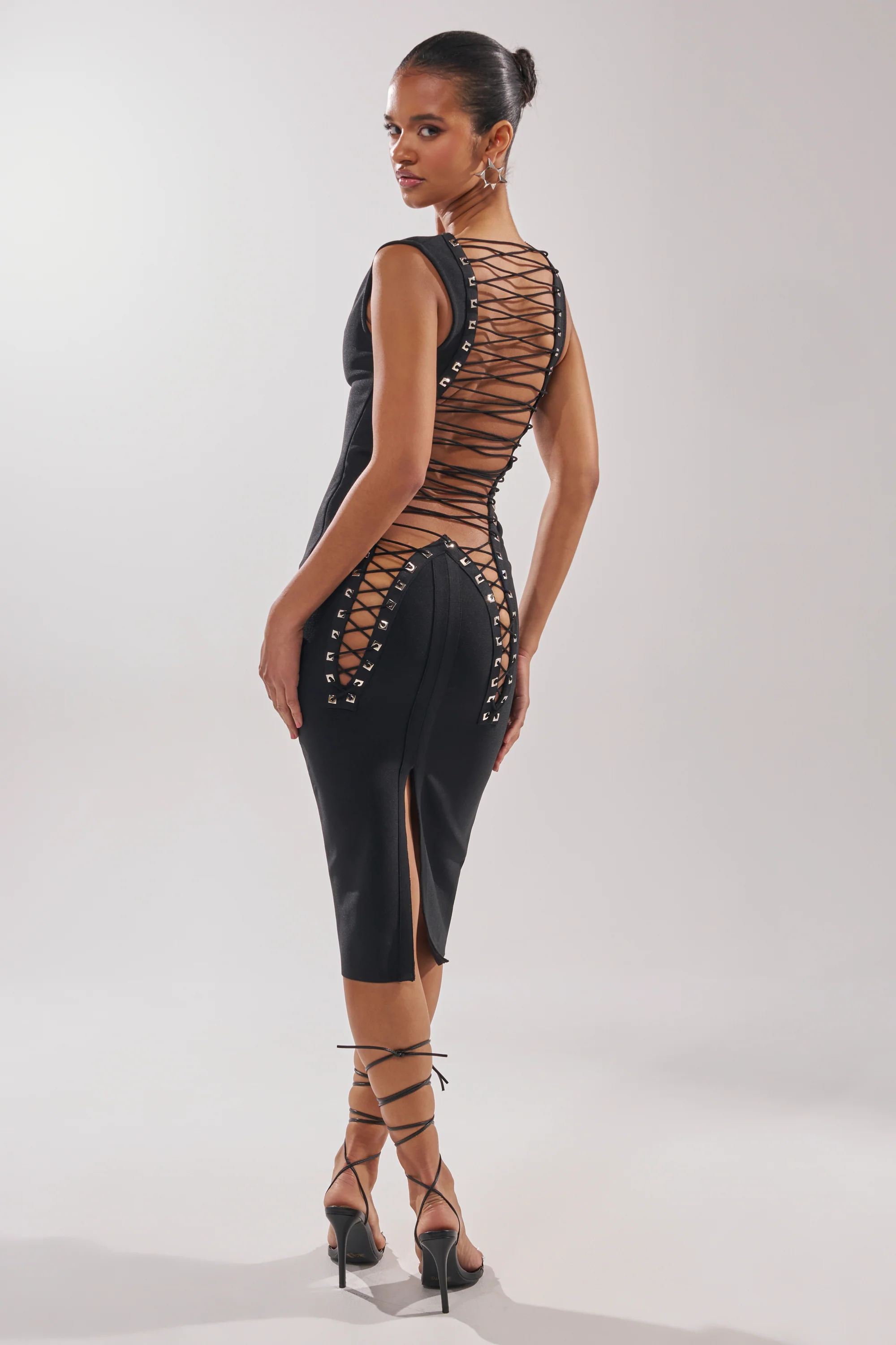 MIDNIGHT LACES CORSET MIDI DRESS - Akira Store