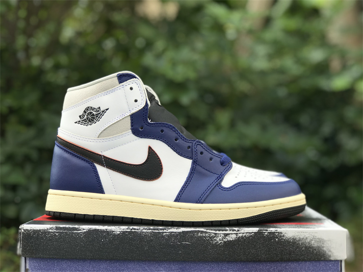 Air Jordan 1 High OG Rare Air “Deep Royal Blue”