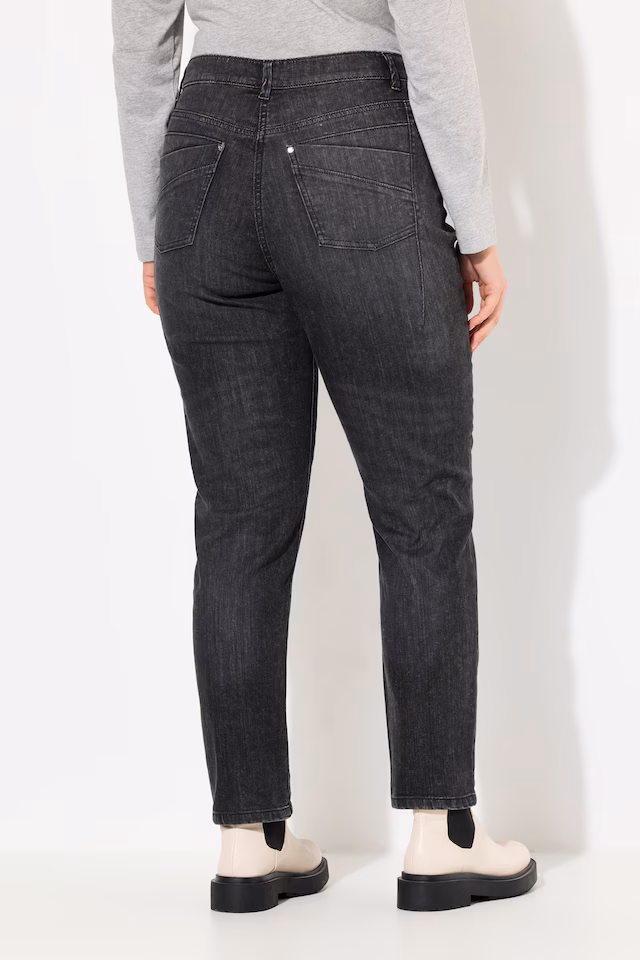 Rivet Detail Mom Jeans