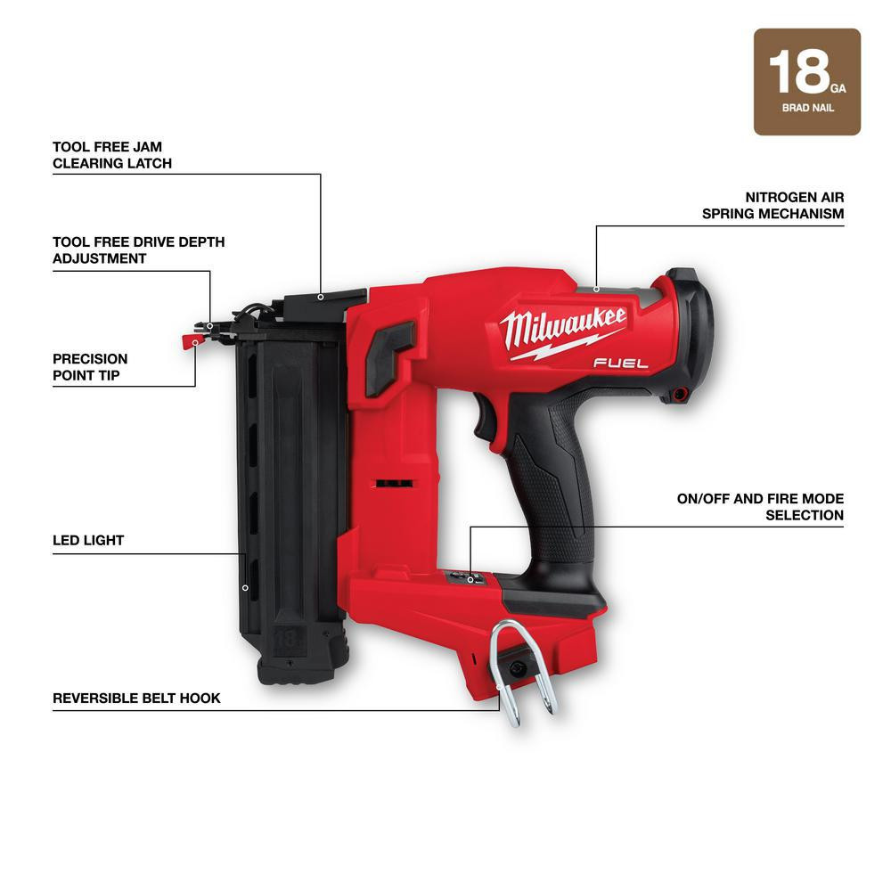 Ensemble combiné sans fil 2025 M18 FUEL 18 volts à batterie lithium-ion sans balais (10 outils) avec 2 batteries 5,0 Ah, 1 chargeur et 2 sacs à outils.