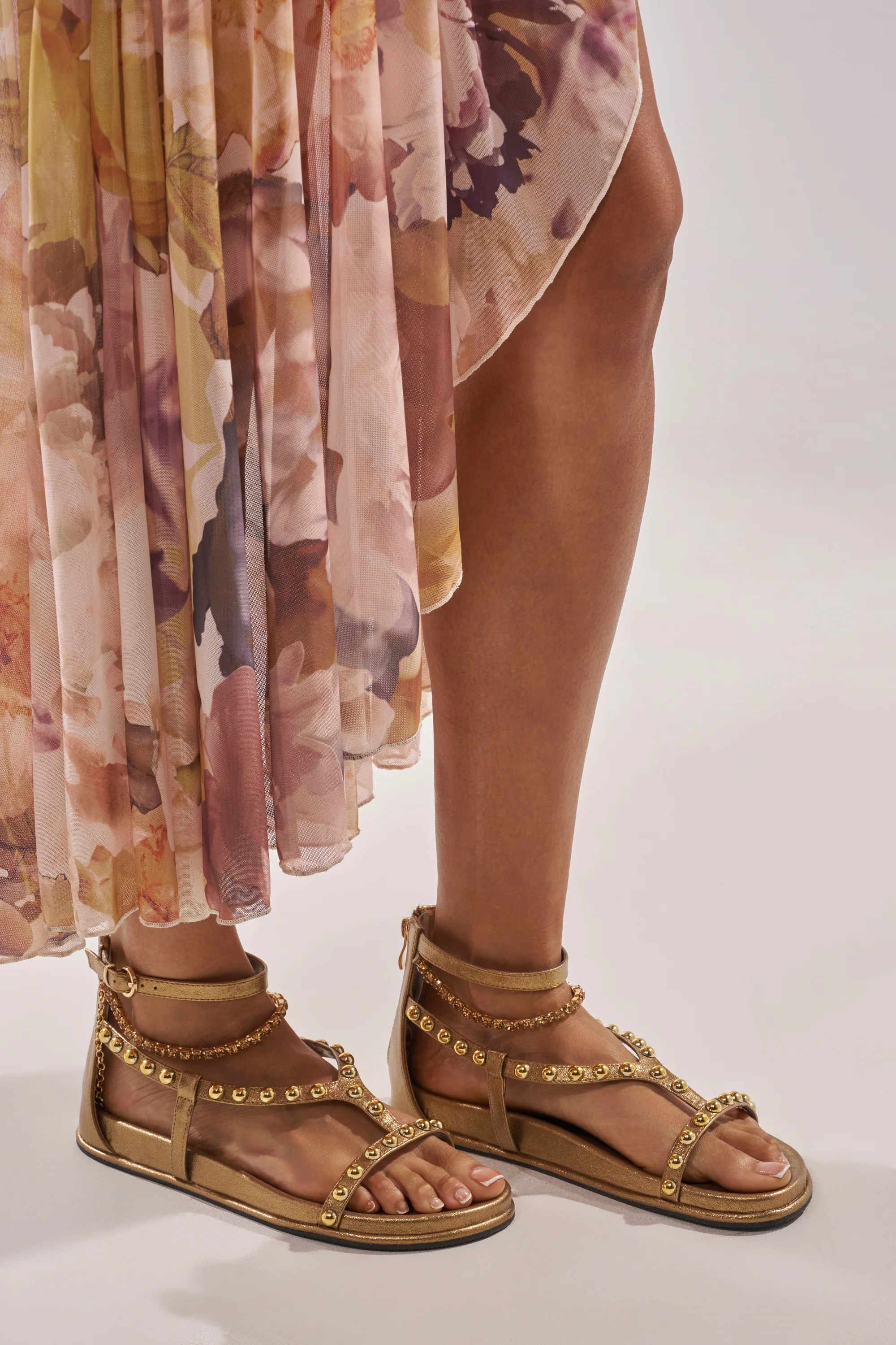 AKIRA GATO BRONZE GOLD METAL EMBELLISHED FLAT SANDAL - Akira Store