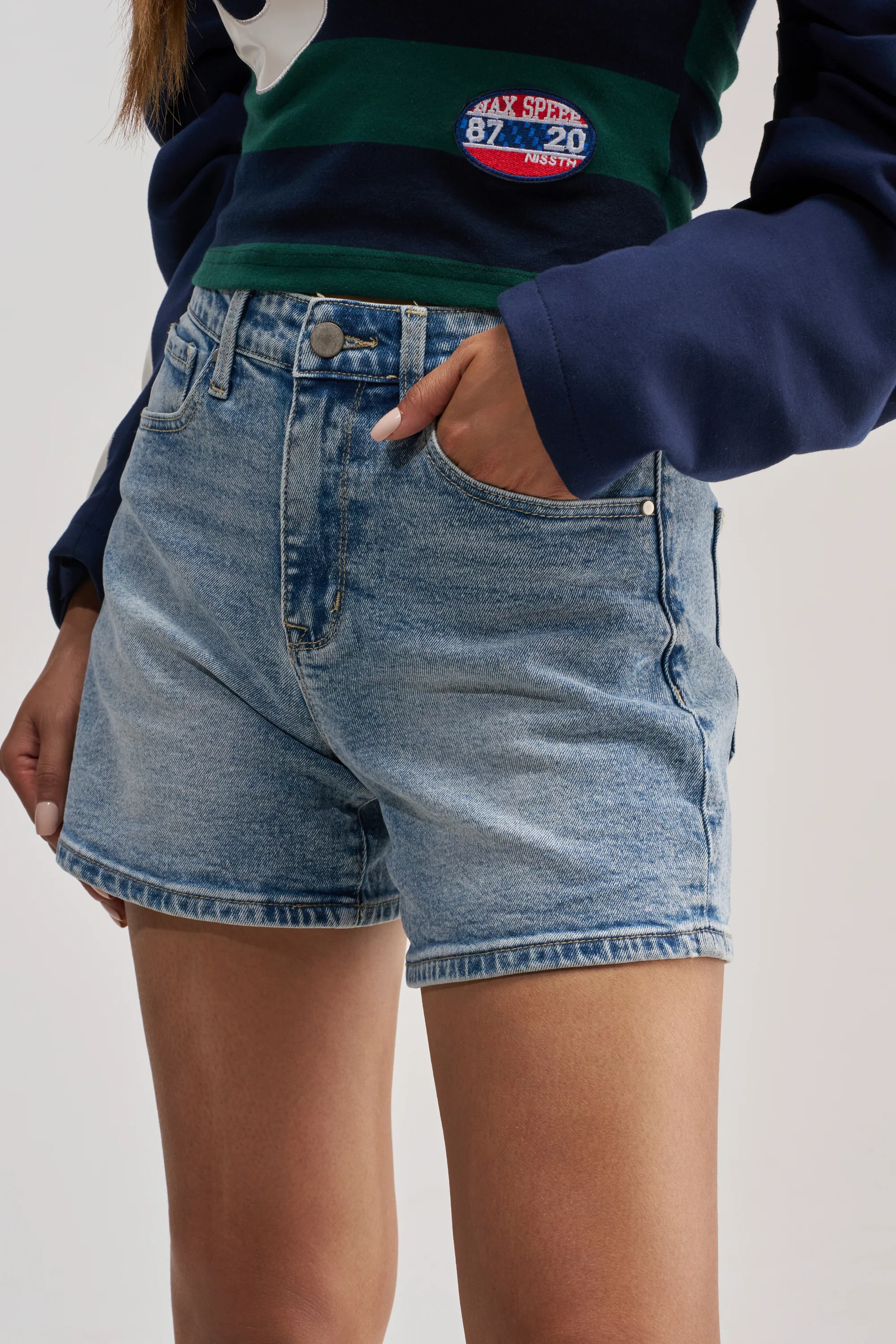 THE BEST DENIM SHORT - Akira Store
