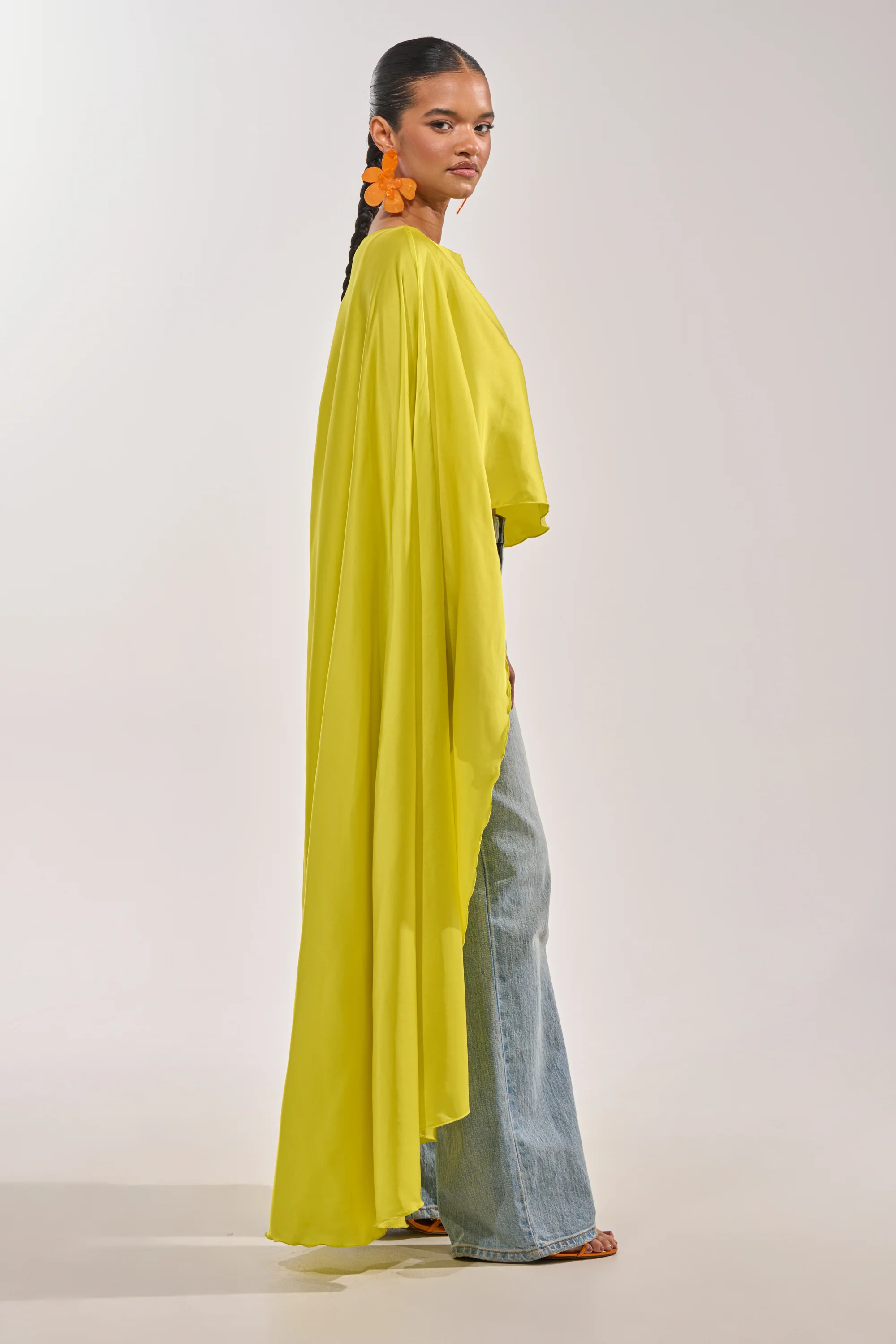SO CHIC CAPE BLOUSE IN YELLOW - Akira Store