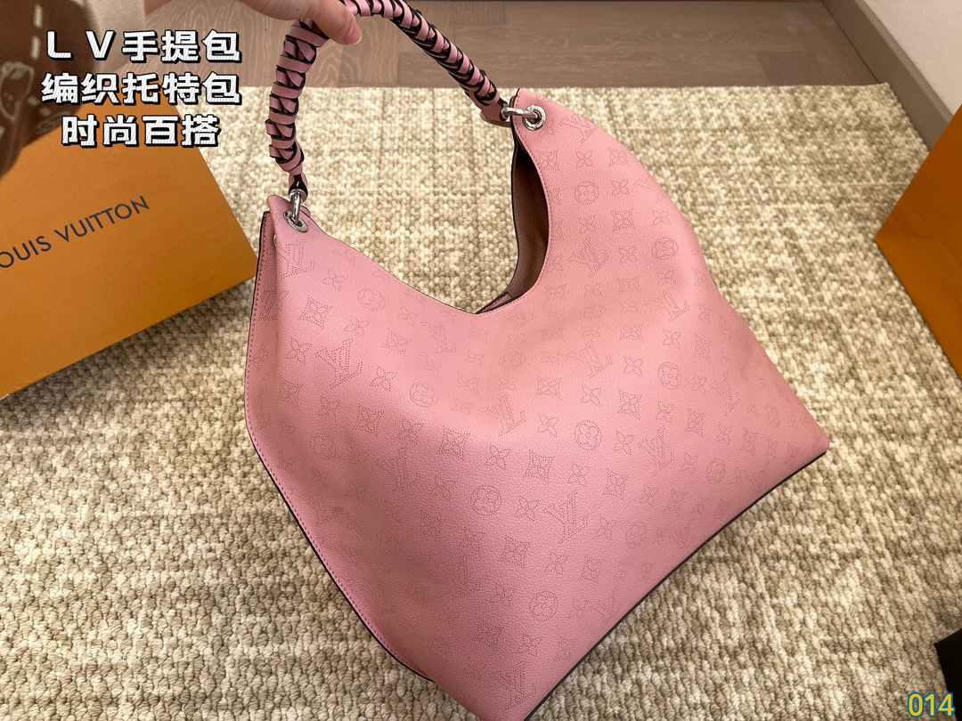 Louis new arrival hobo tote bag size: 34*28 cm