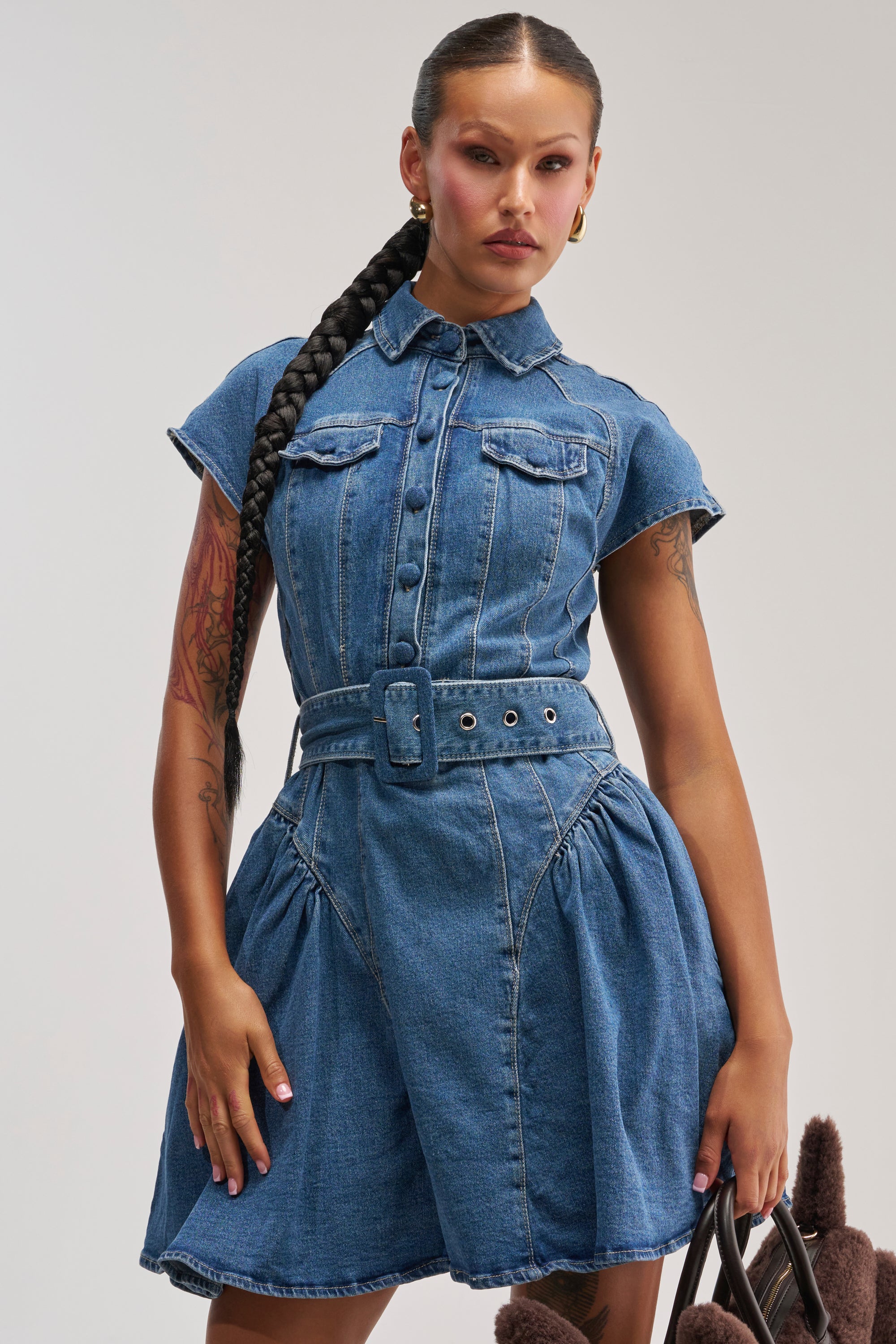 SADIE BUTTON UP DENIM MINI DRESS IN MEDIUM WASH DENIM - Akira Store