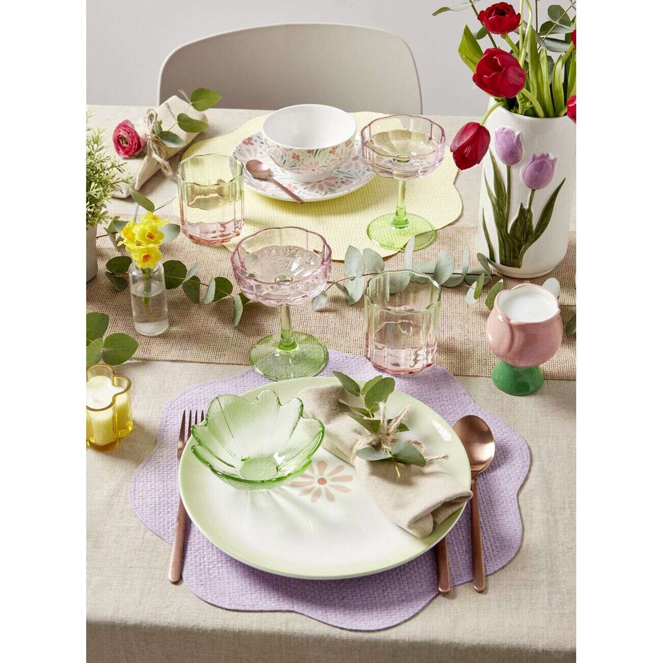 Bol en verre forme fleur Ø12xH5cm (2 modèles rose ou vert)