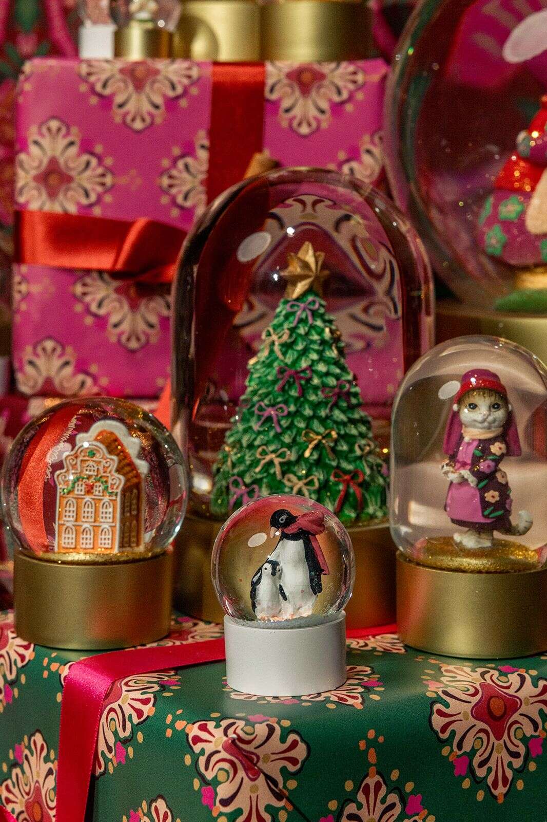 Glazen sneeuwbol met pingu茂n small