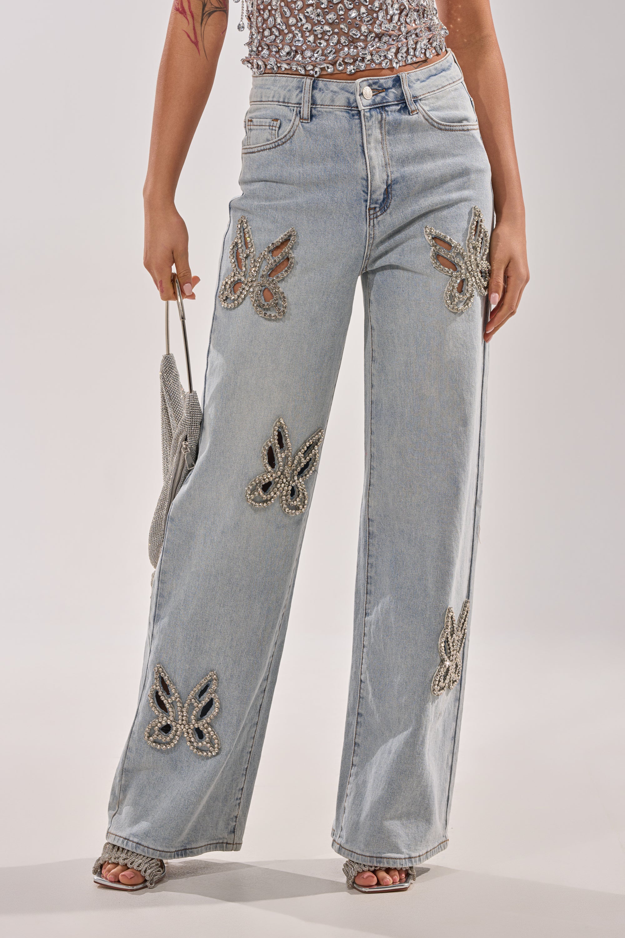 RHINESTONE BUTTERFLY CUTOUT DENIM JEANS - Akira Store