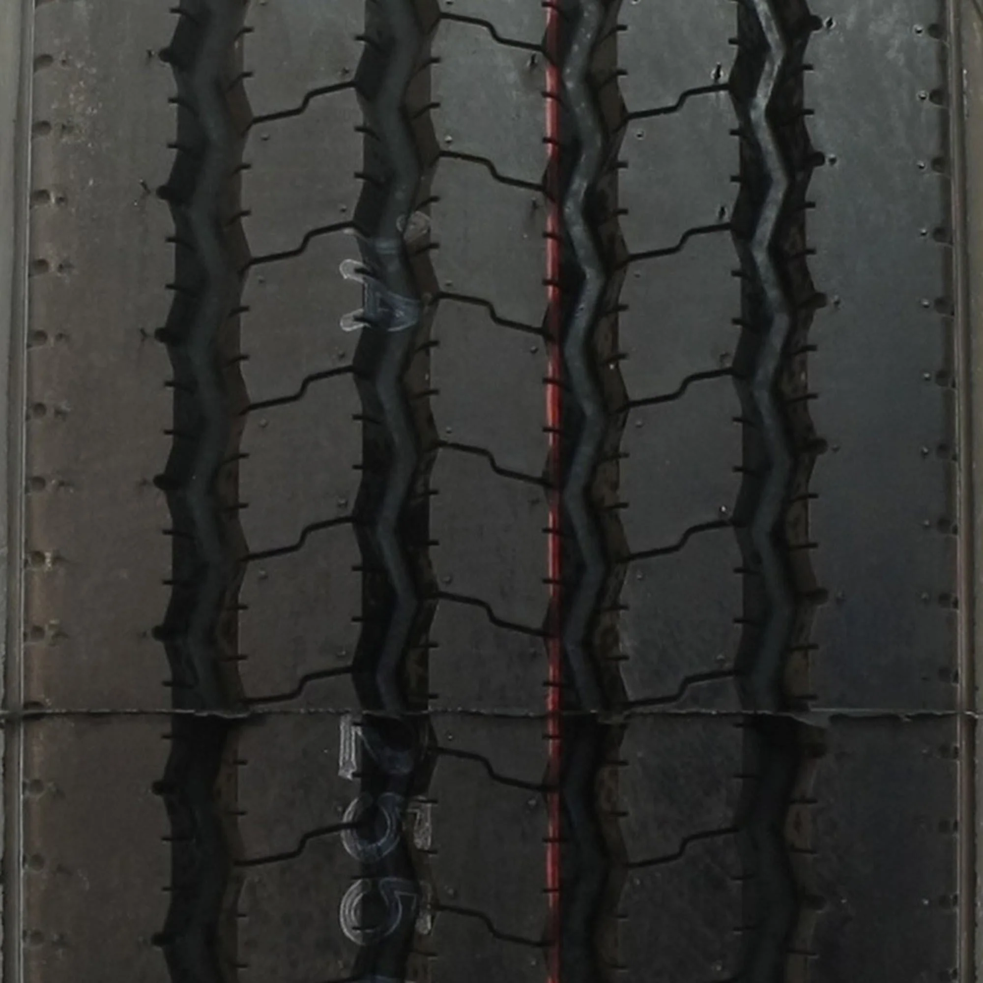 Double Coin RT500 255/70R22.5 140/137N H Commercial Tire