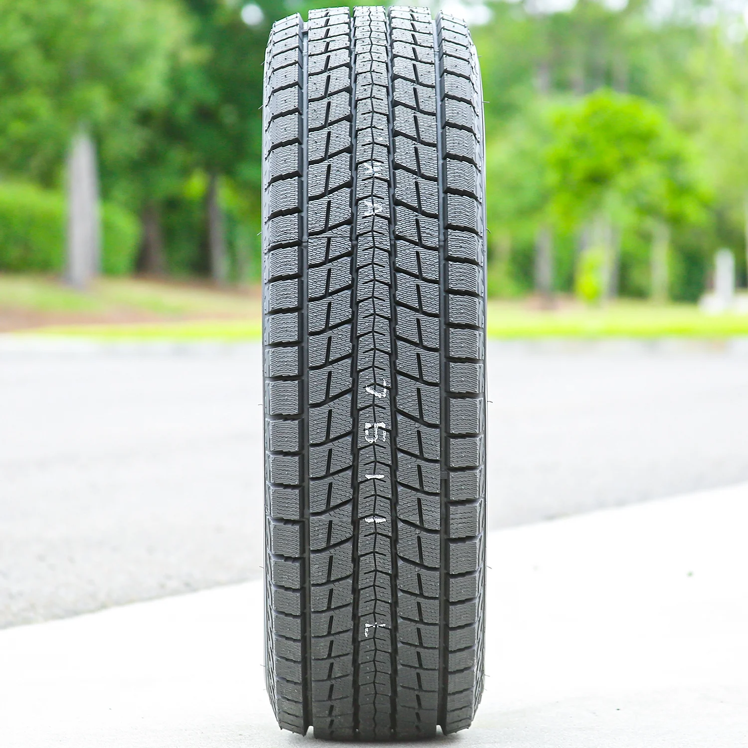 Dunlop Winter Maxx SJ8 265/65R17 112R Winter Tire