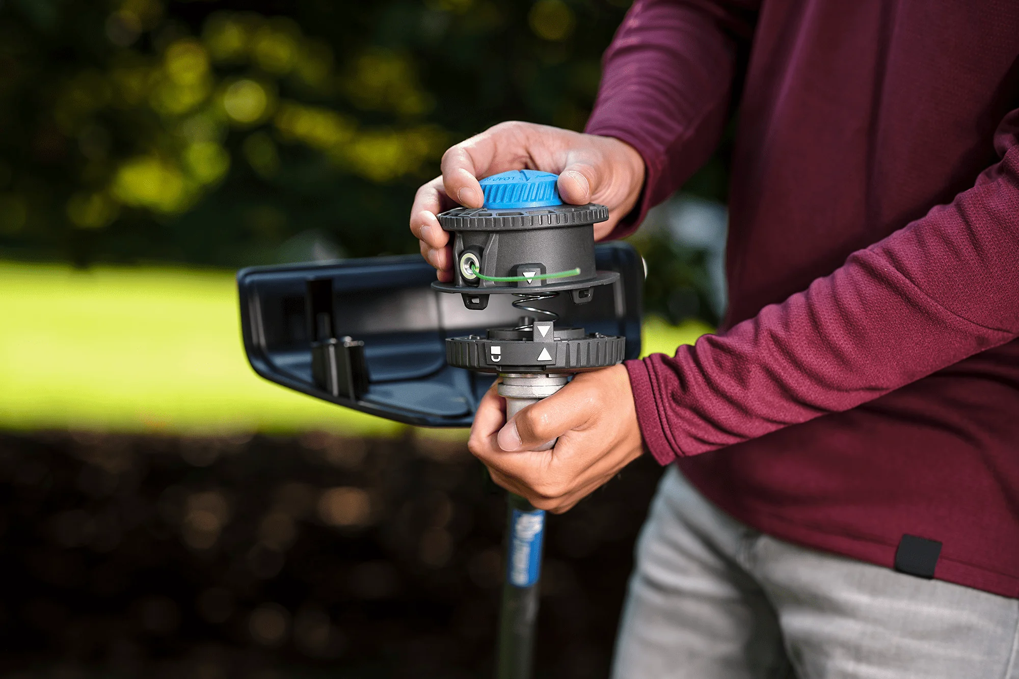 40-Volt Cordless Attachment Capable 15-inch String Trimmer Kit, (1) 4.0Ah Lithium-Ion Battery(Battery Included) - Image 5