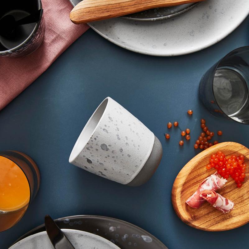 RAW Nordic Grey krus 30 cl grå spotted