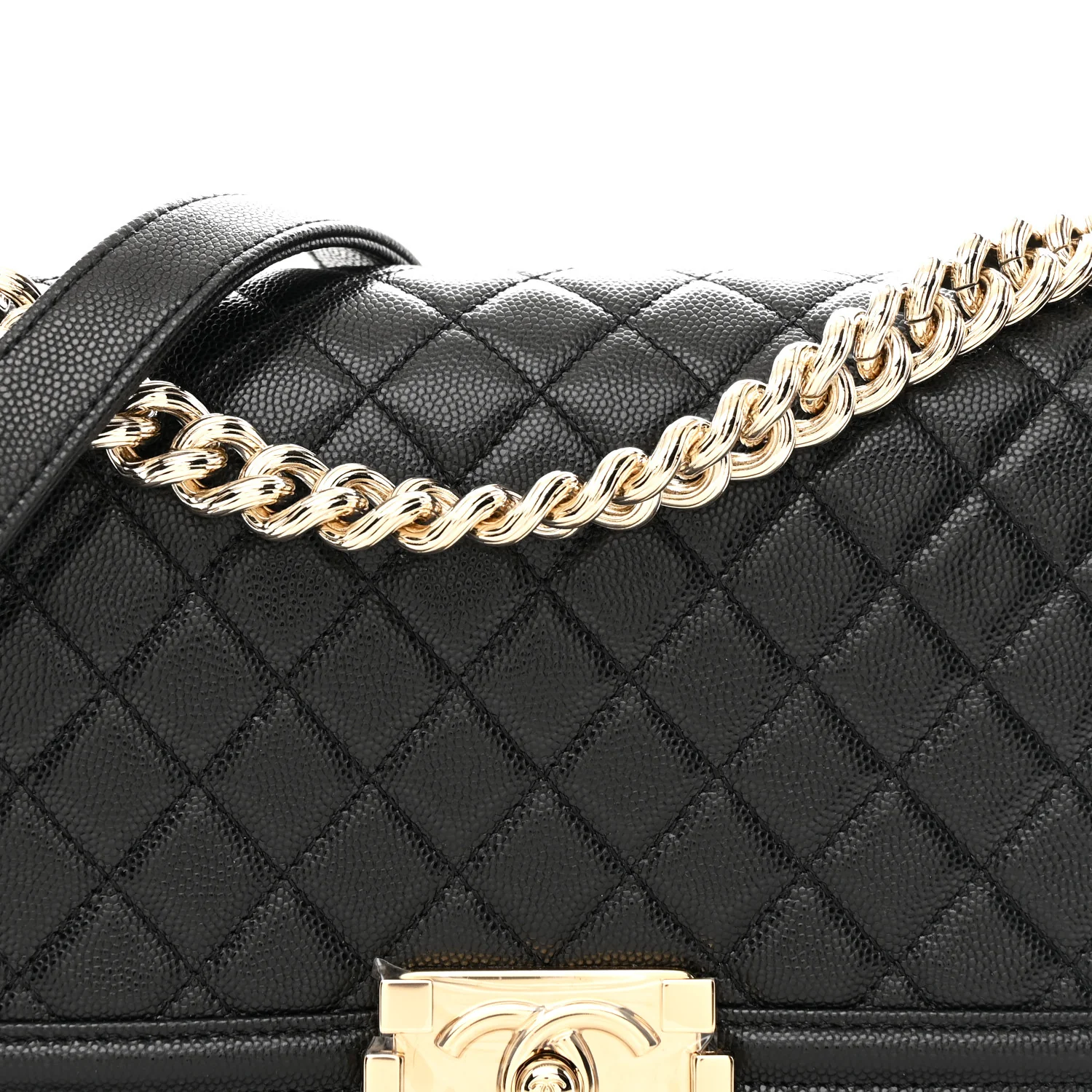 Caviar Quilted Medium Boy Flap Black