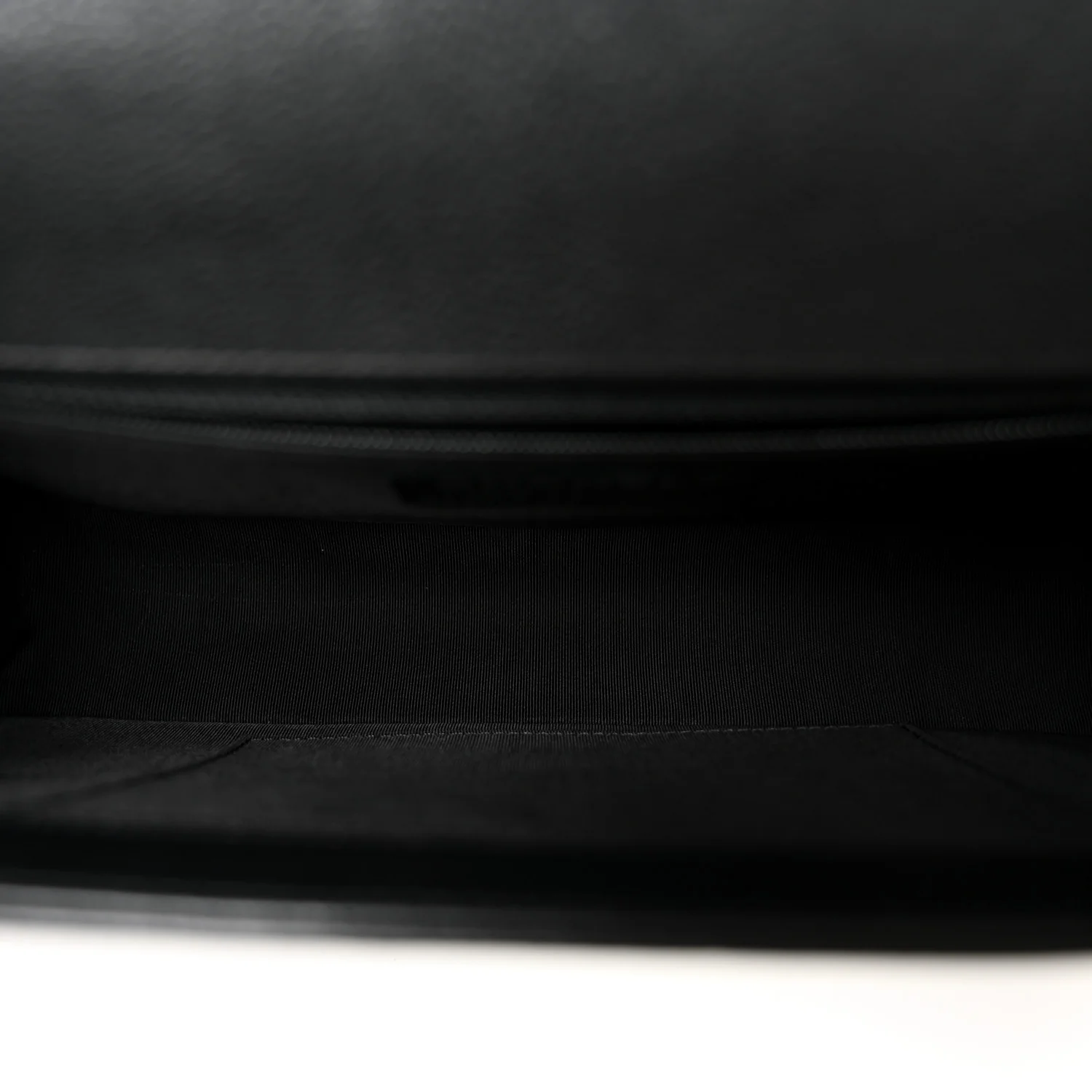 Grained Calfskin Quilted New Medium Boy Flap Black