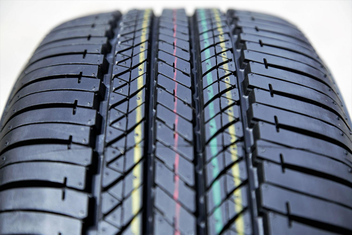 Bridgestone Turanza EL400 - 02 P205/55R - 16 89 H Tire