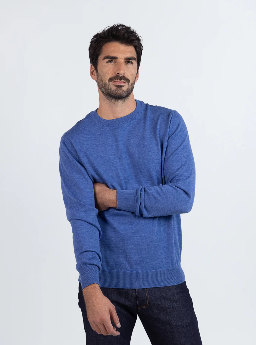 Pull homme en laine bleu élégant