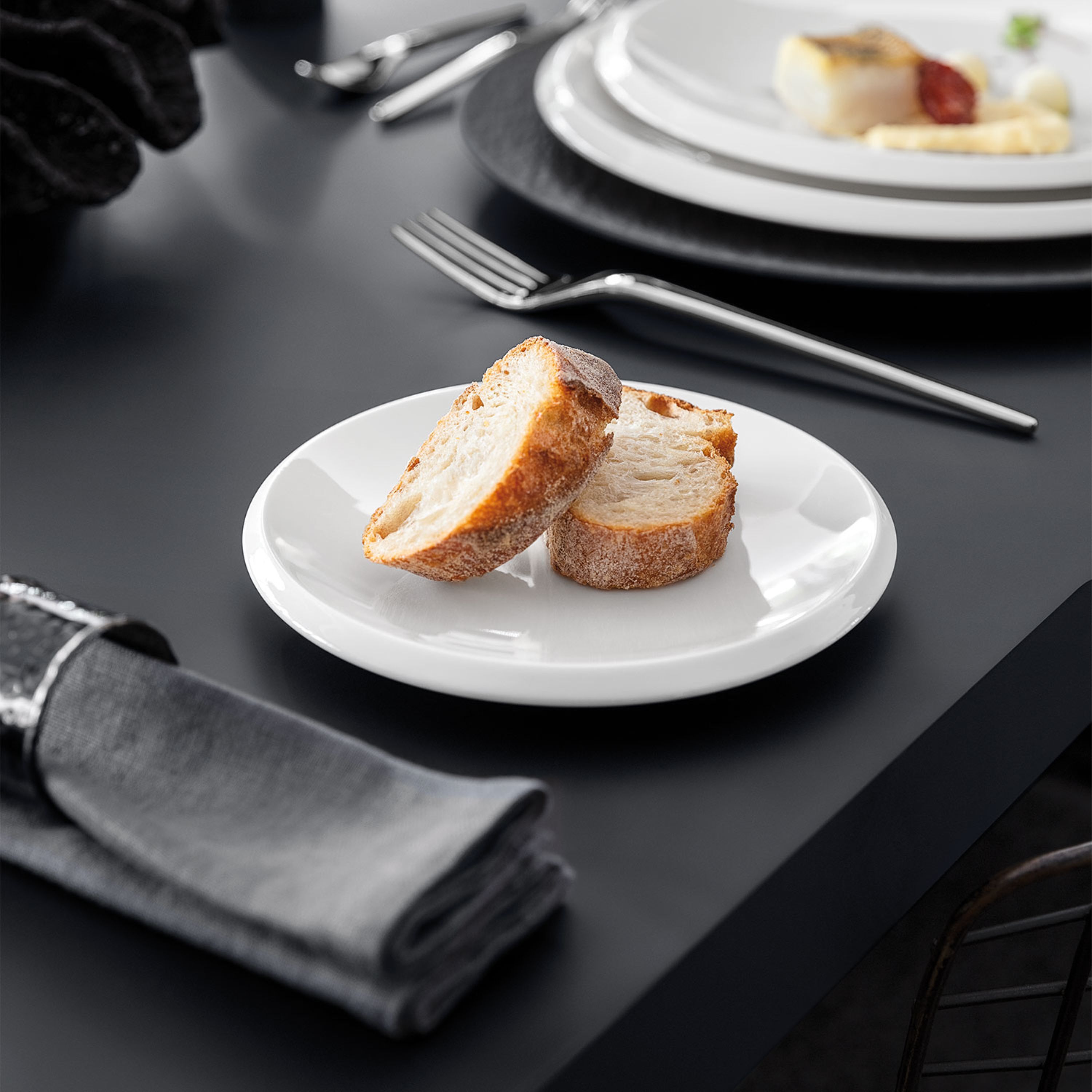 NewMoon Appetizer/ Bread Plate - White, 6.4'', Premium Porcelain