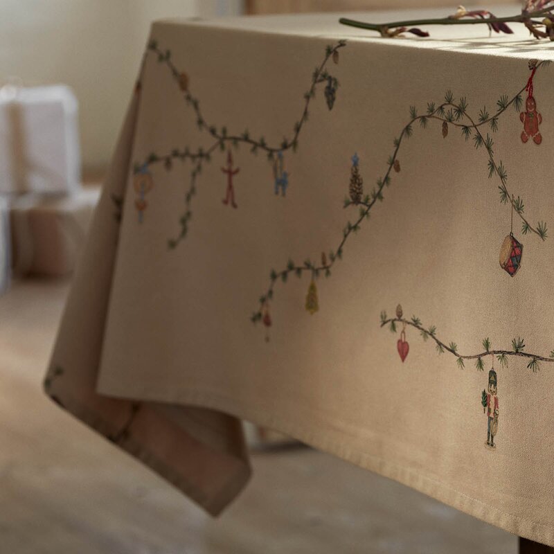 Hammershøi Christmas duk 150x320 cm sand