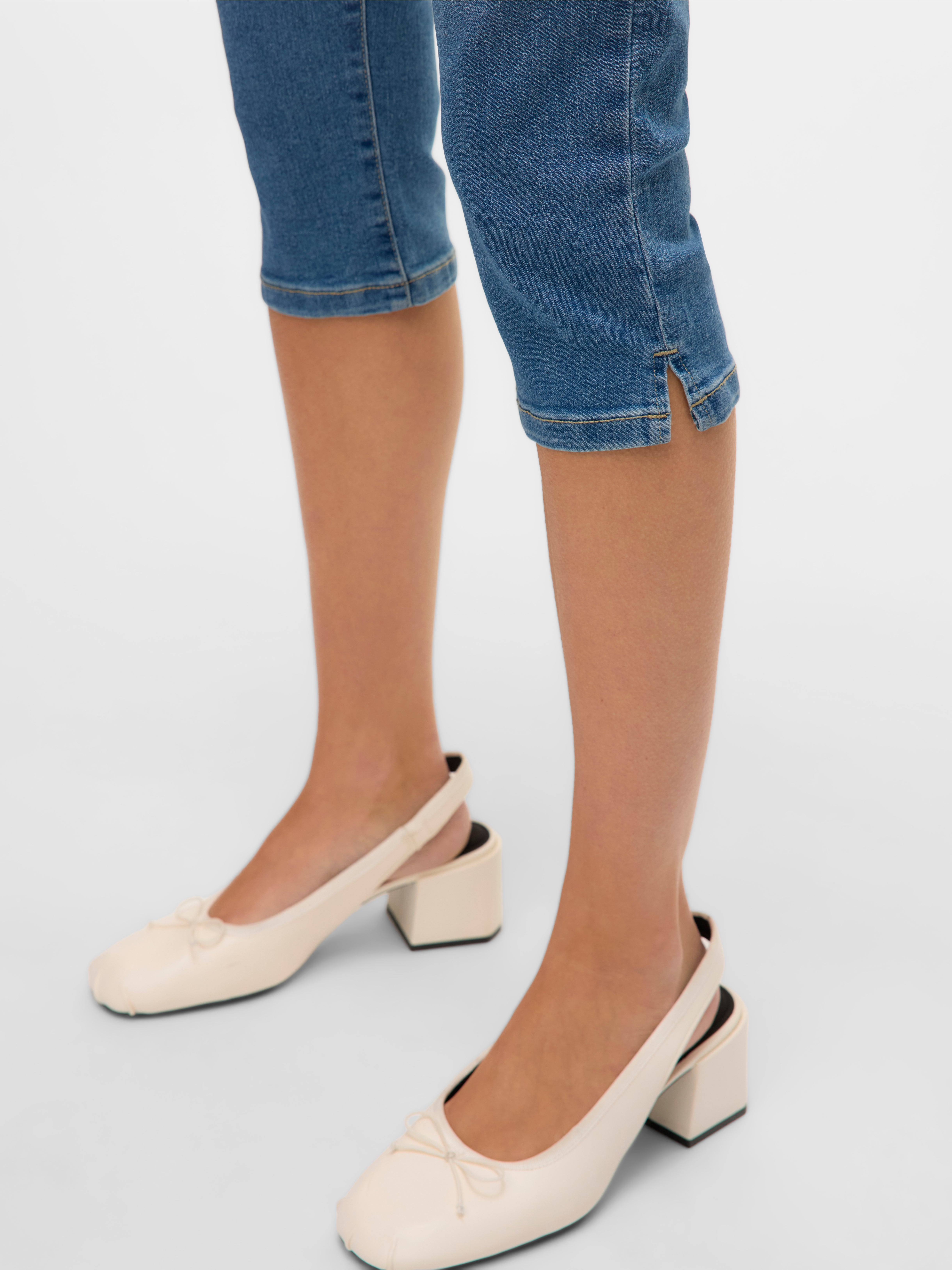 VERO MODA® VMELLY Mid rise Slim Fit Capris