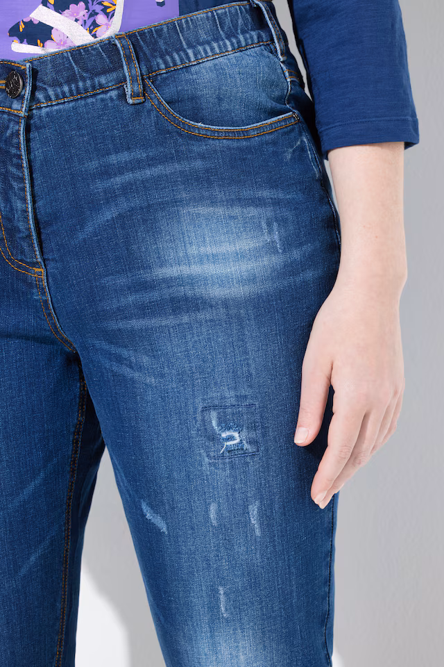 Lightly Distressed Stretch Fit Jeans