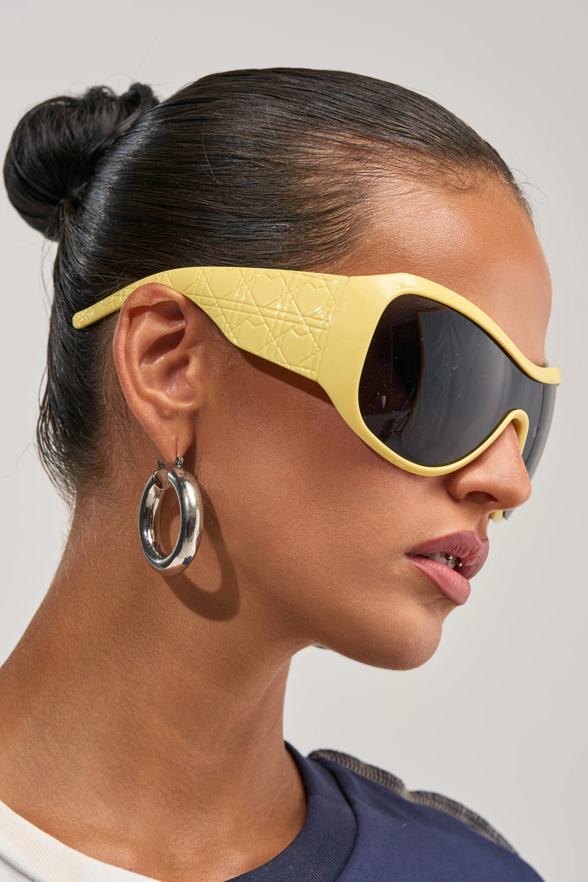 BUTTA SUNGLASSES - Akira Store