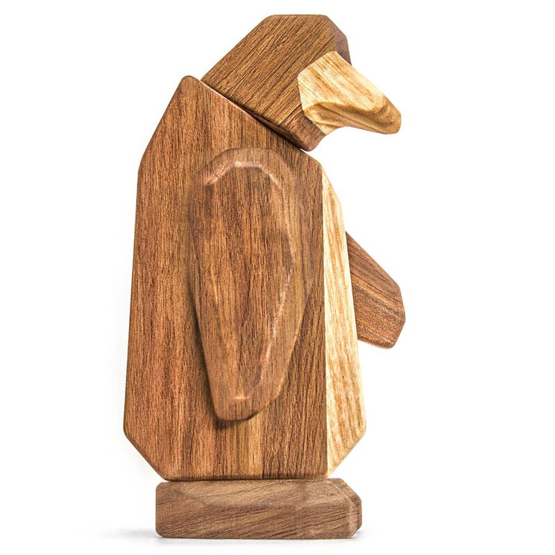Pingvin trefigur 13 cm valnøtt/ask