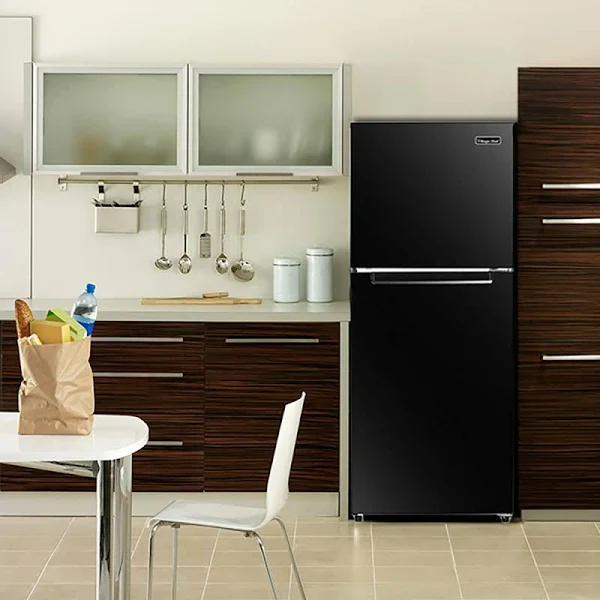 Réfrigérateur Magic Chef HMDR1000BE à congélateur supérieur noir 10,1 pi³