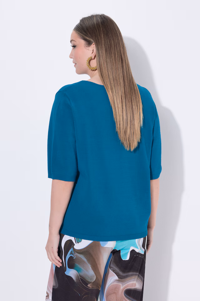 Short Sleeve V-Neck Sweater