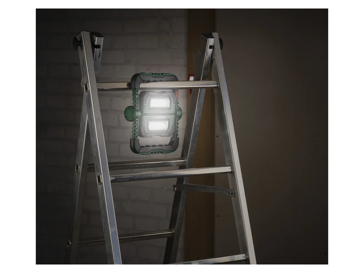 PARKSIDE Projecteur de chantier  LED PBBK 4 A1