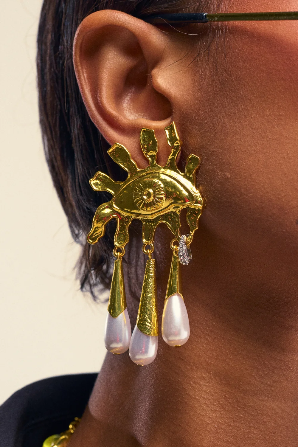 BE MINE EARRING - Akira Store