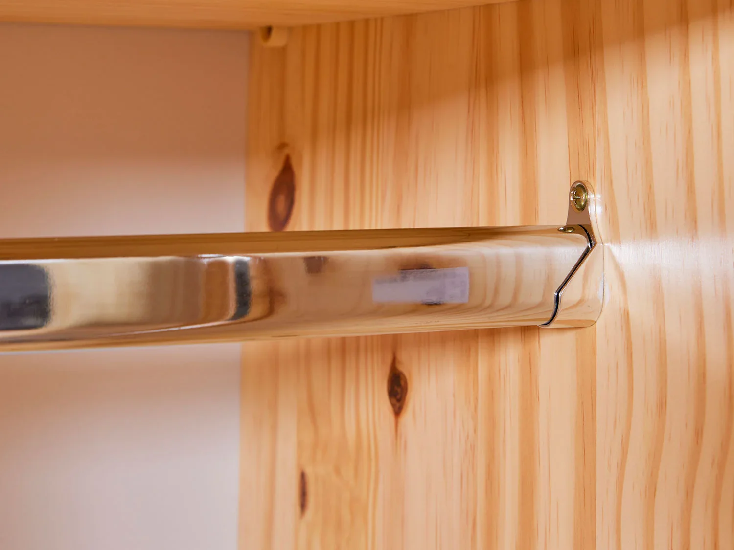 Inter Link Armoire en bois massif