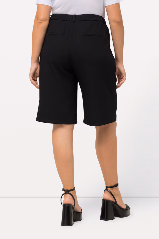 Wide Leg Pleated Bermuda Shorts