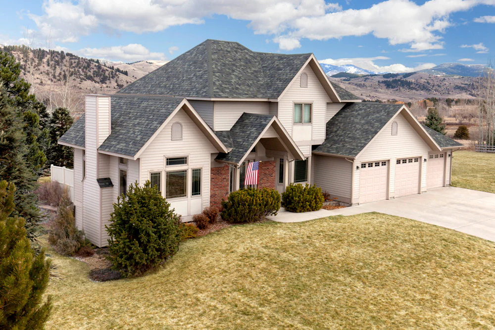 Malarkey Vista 251 Architectural Asphalt Shingles – Antique Brown (3 Bundles per Square)